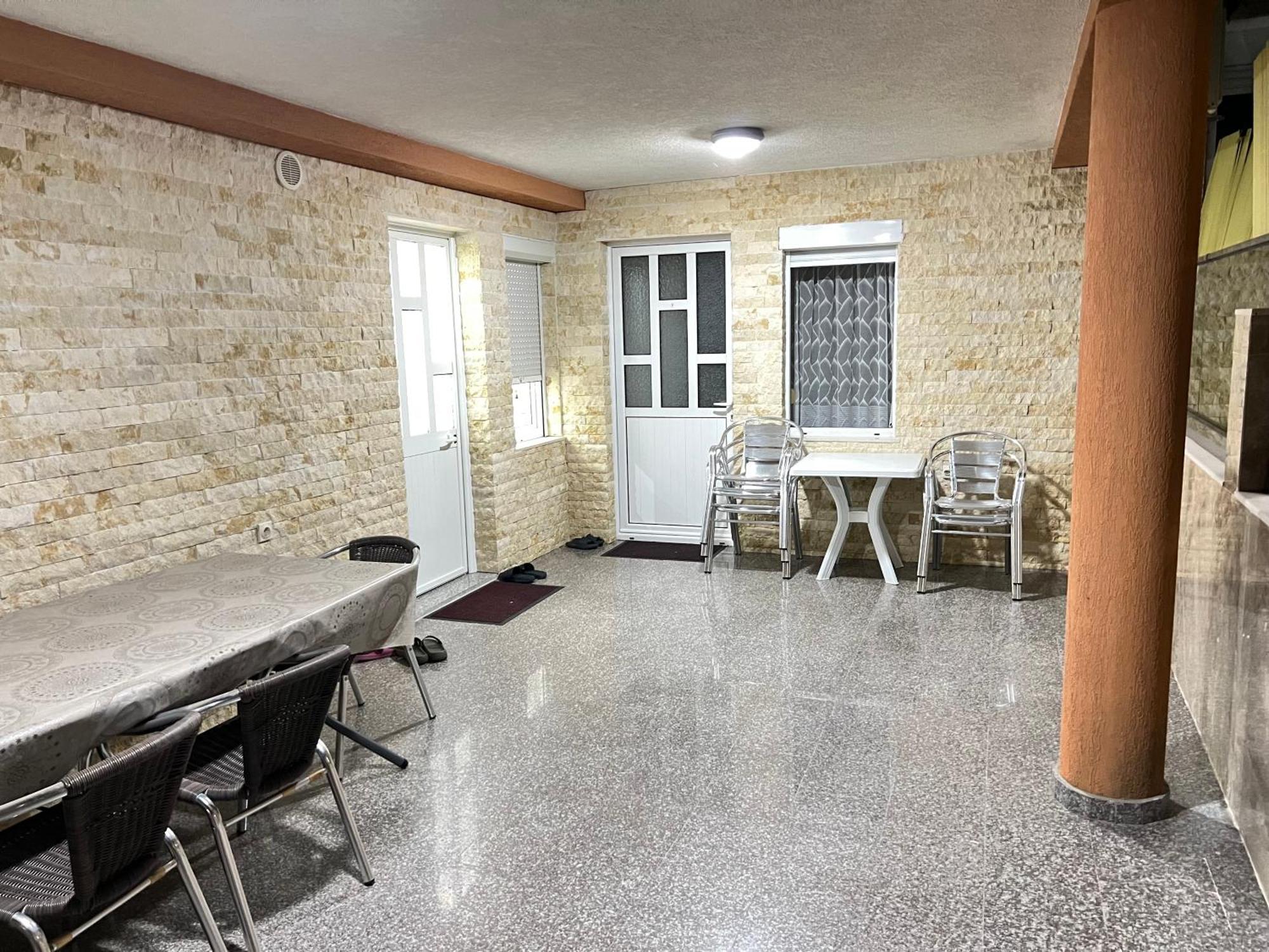 Apartments Zalli Улцинь Екстер'єр фото