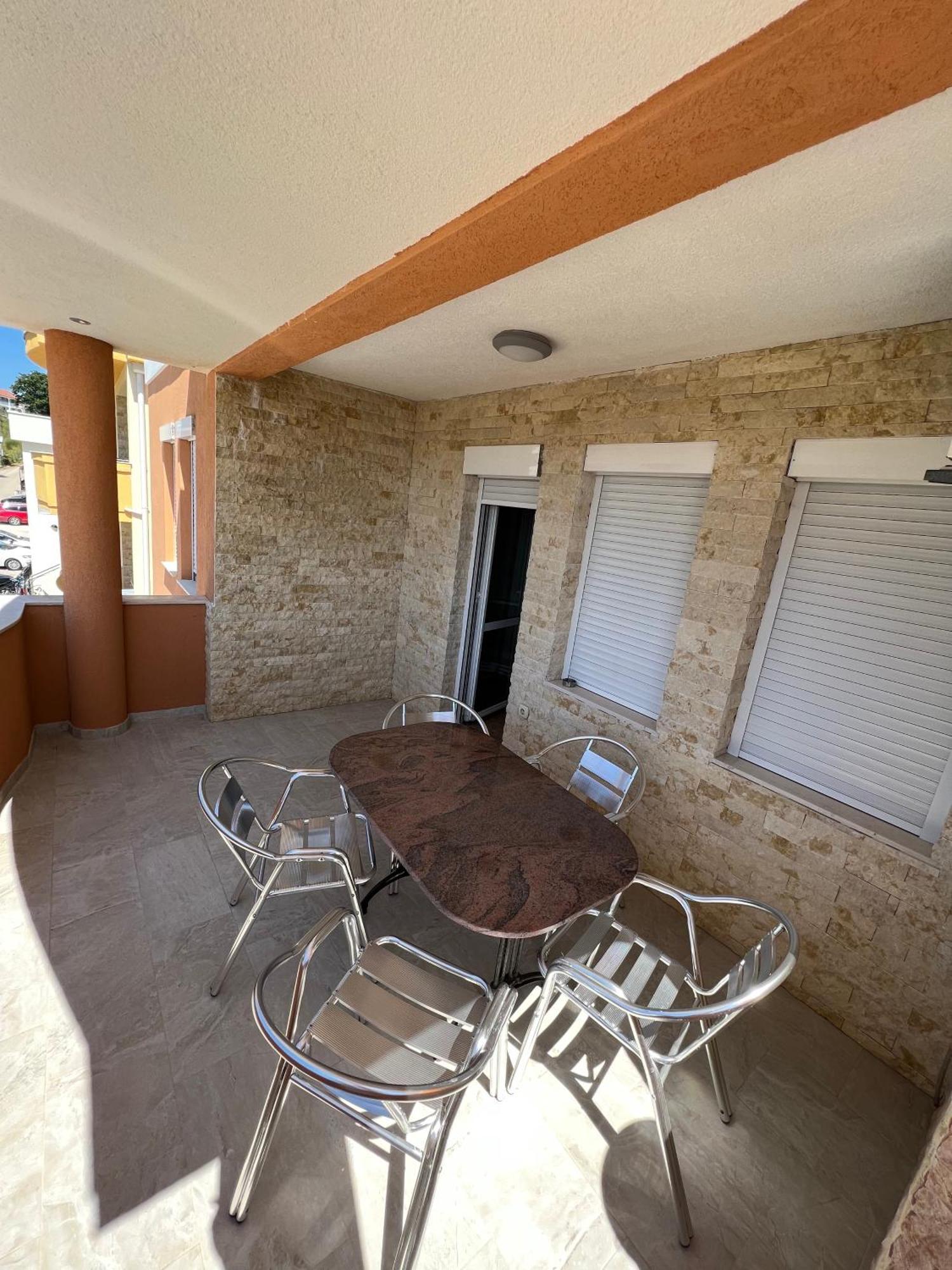 Apartments Zalli Улцинь Екстер'єр фото