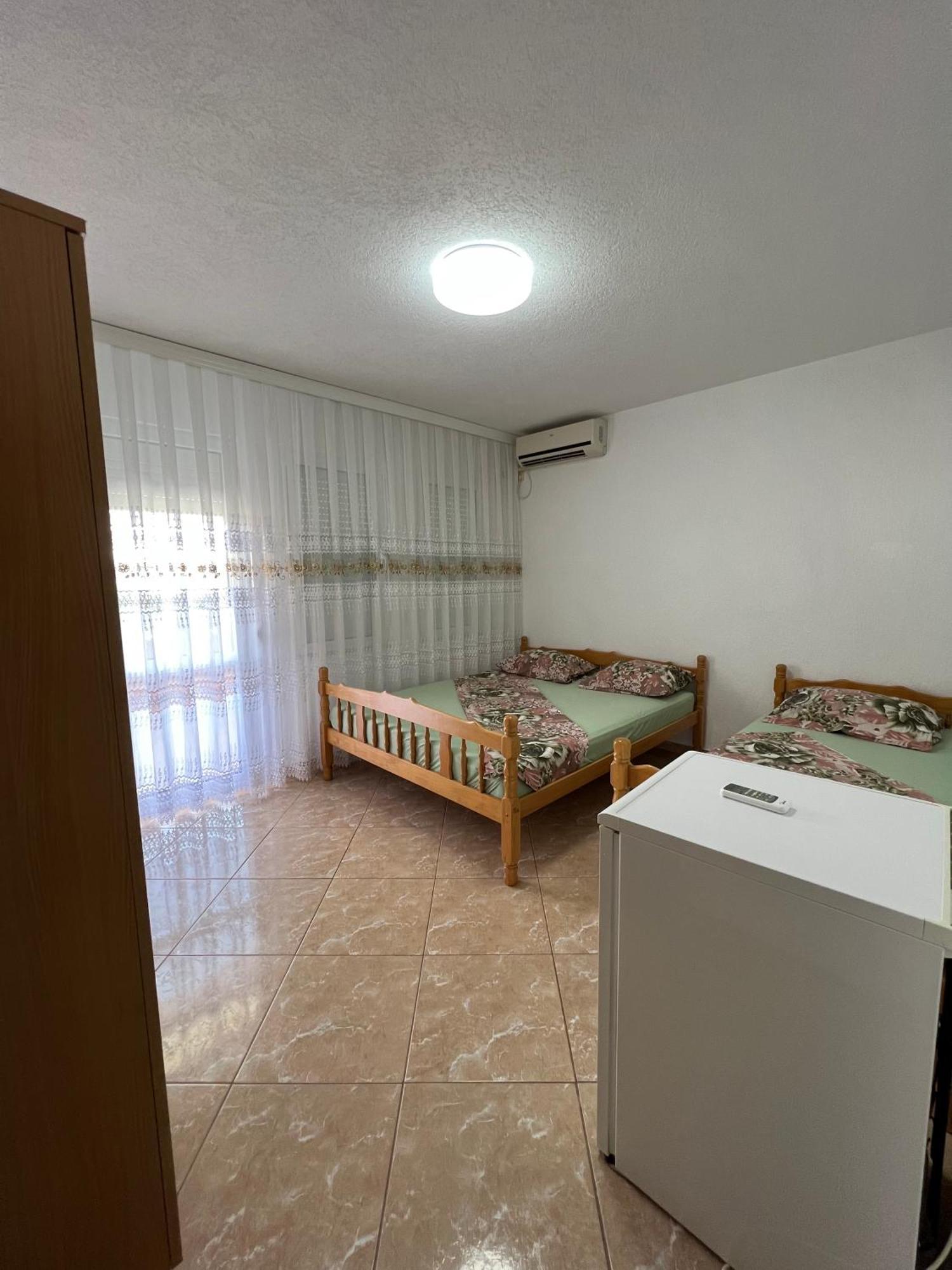 Apartments Zalli Улцинь Екстер'єр фото