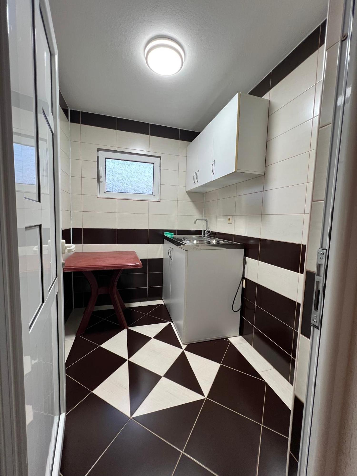 Apartments Zalli Улцинь Екстер'єр фото